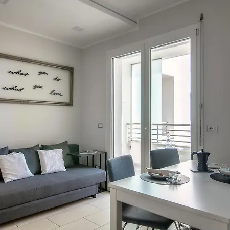 Apartamento Spacious Joivy Apt In Stunning