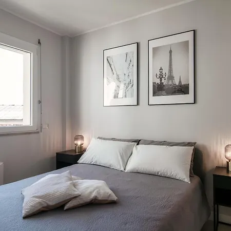Spacious Joivy Apt In Stunning Apartamento Como